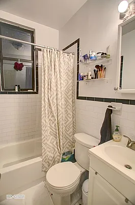 Rented by Citi Habitats | media 25