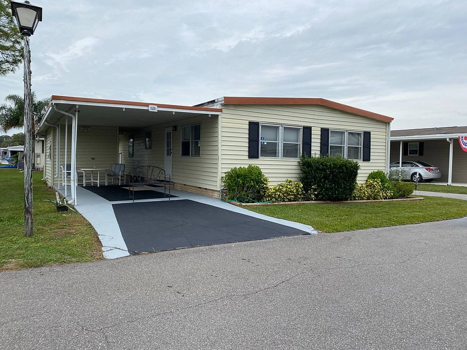 1st image of 121 Lakeview Dr