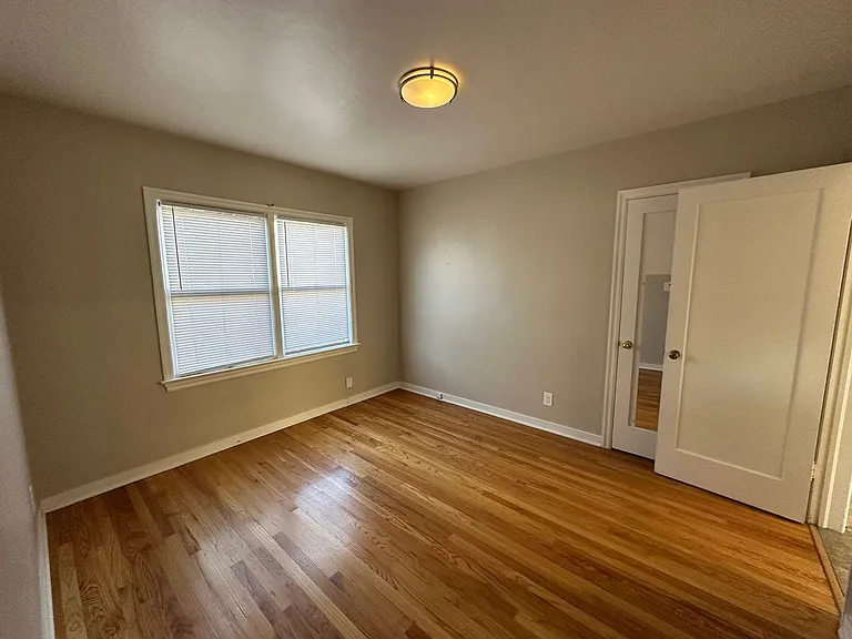 465 Wilson Ave — Photo 9