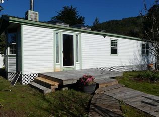 33565 Ophir Rd, Gold Beach, OR 97444