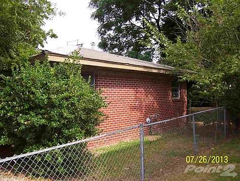 4th image of 2109 E 10th Ave
