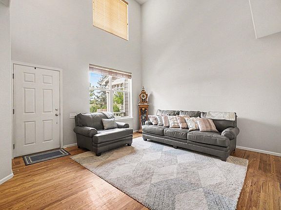 4th image of 2880 Tabernash Dr