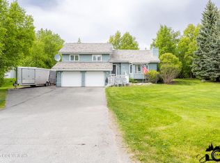 2100 N Palomino Ln, Palmer, AK 99645