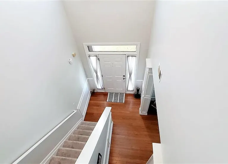 106 Welsford Ct — Photo 12