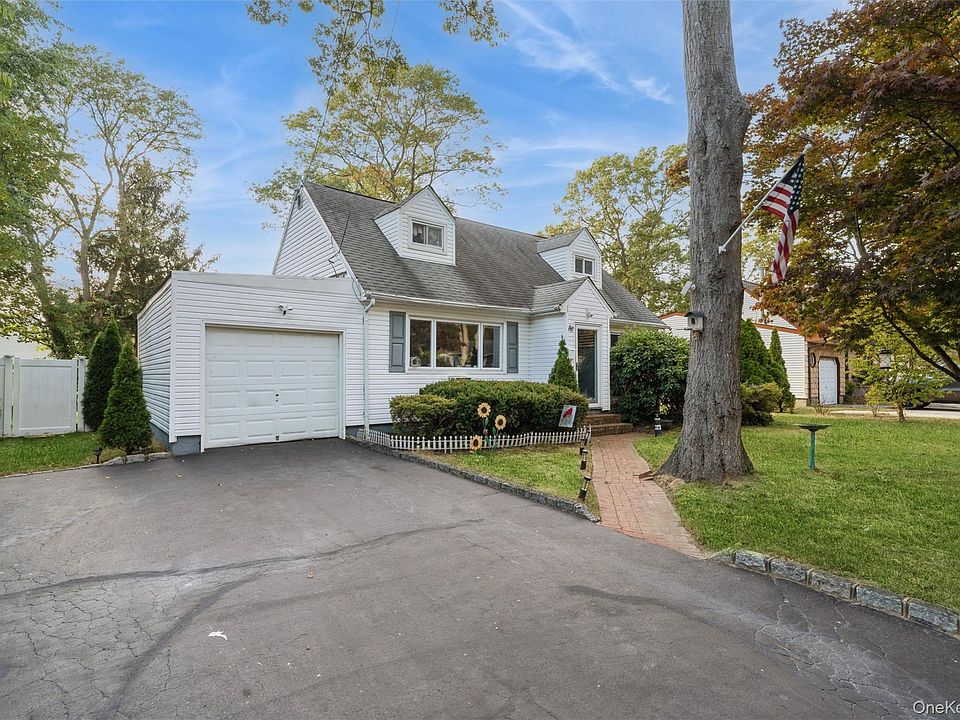 1st image of 86 Ackerly Lane