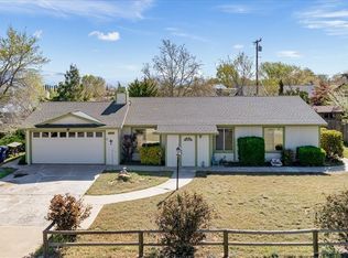 21310 Santa Barbara Dr, Tehachapi, CA 93561