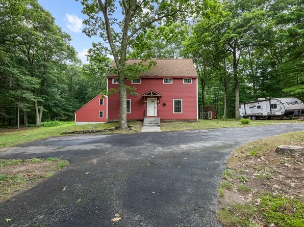 182 Yew St, Douglas, MA 01516