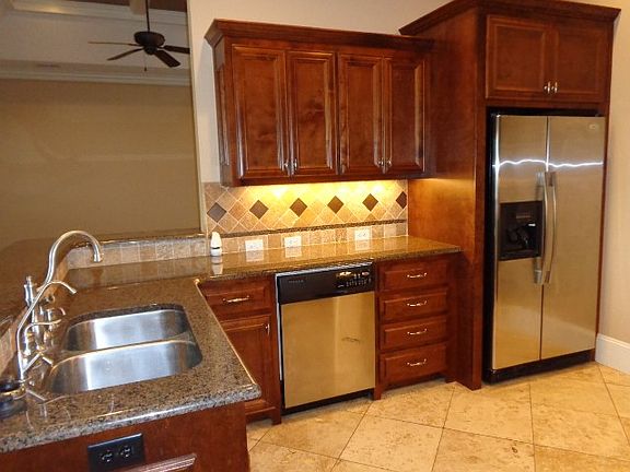5th image of 4601 San Saba Dr