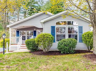 82 Victorian Way, Manchester, NH 03104