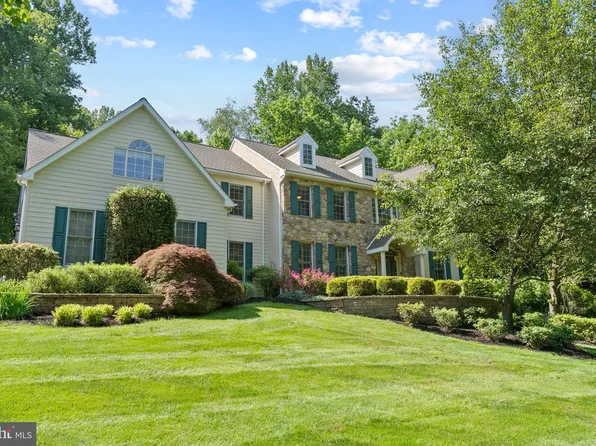 1209 Kinterra Ct, West Chester, PA 19382