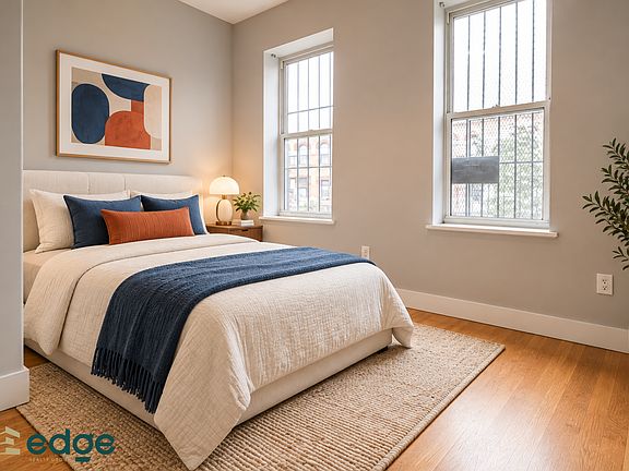 4th image of 222 Stanhope St APT 2L