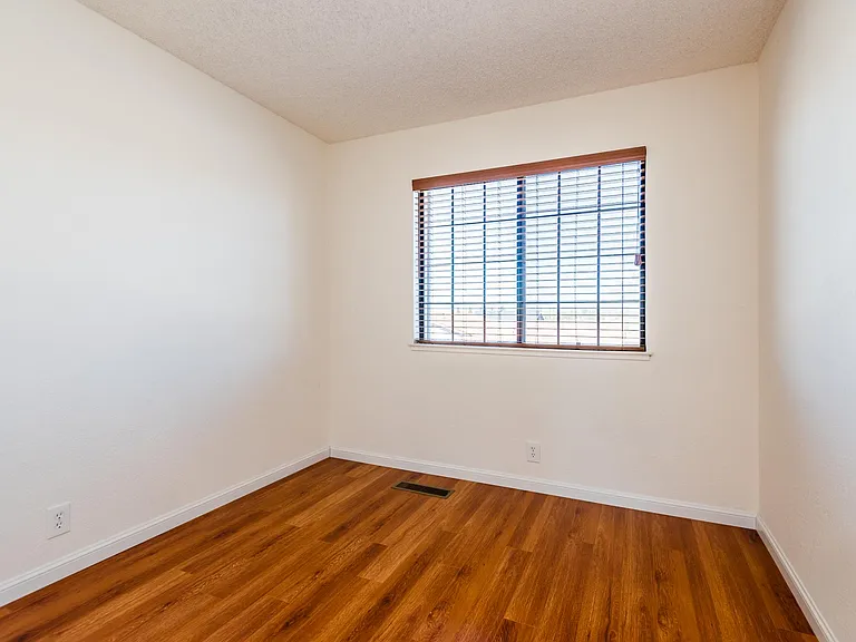5362 Studebaker Cir — Photo 14
