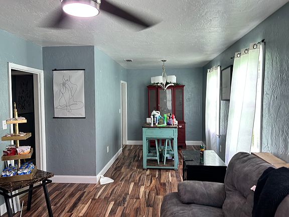 5th image of 6055 Transylvania Ave