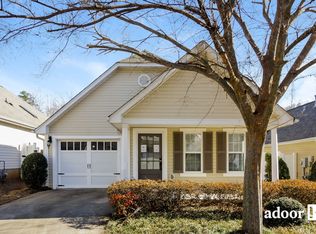 372 Highland Falls Dr, Hiram, GA 30141