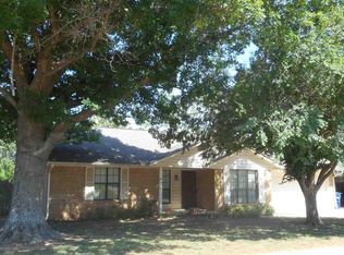 1213 S Mansfield Dr, Stillwater, OK 74074