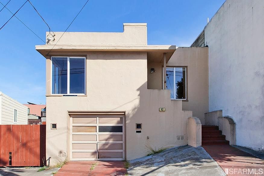 1st image of 47 Stoneybrook Ave
