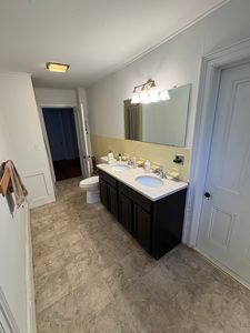 185 Broadway, Norwich, CT, 06360