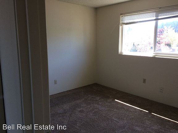 4th image of 101 N 10th St APT 18