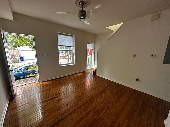 2nd image of 1246 Duncan Pl NE