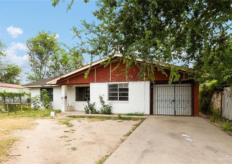 1st image of 211 Cabana Dr