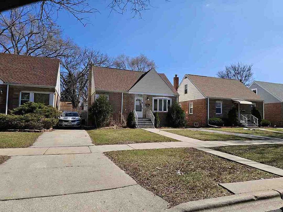 2nd image of 437 Frederick Ave