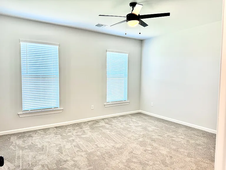 190 Berkshire Pl — Photo 10