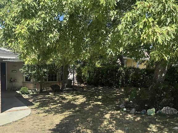 2nd image of 22751 Lake Dr