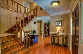 5th image of 1912 Ashfield Dr
