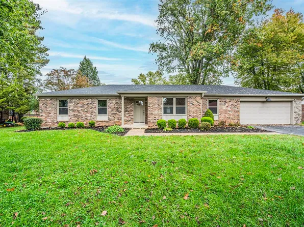 1576 Grinstead Way, Bowling Green, KY 42103