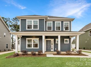 4008 Grommet Ct, Matthews, NC 28105