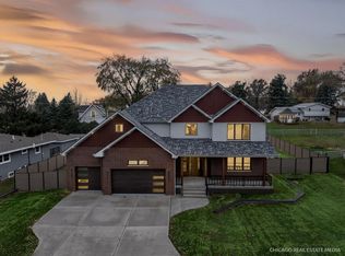 6090 Belmont Rd, Downers Grove, IL 60516