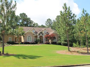 28 Middlebury Rd, Carthage, NC 28327