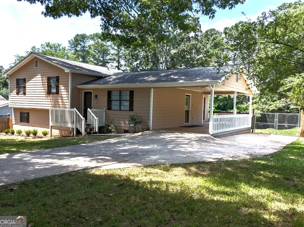 1041 Waverly Dr, Lawrenceville, GA 30046