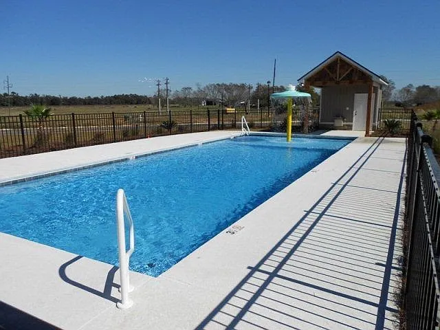 3919 Karaline Cir — Photo 20