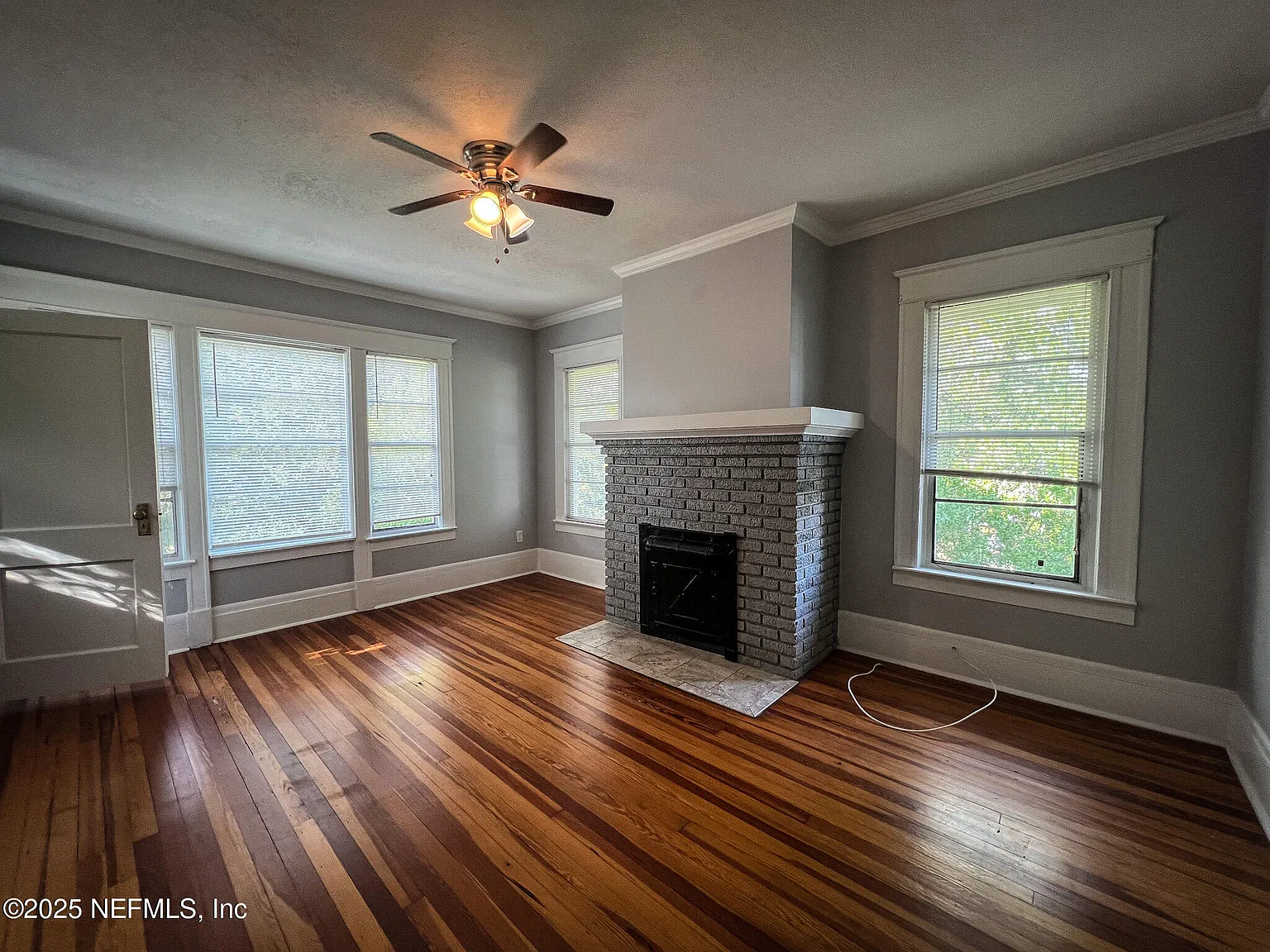 2 bed, 1.0 bath, 1100 sqft, $1,495 — Photo 3