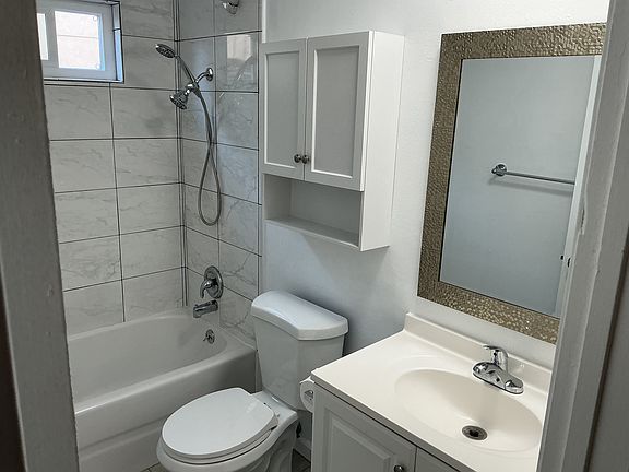 4th image of 639 Begonia Way APT 2