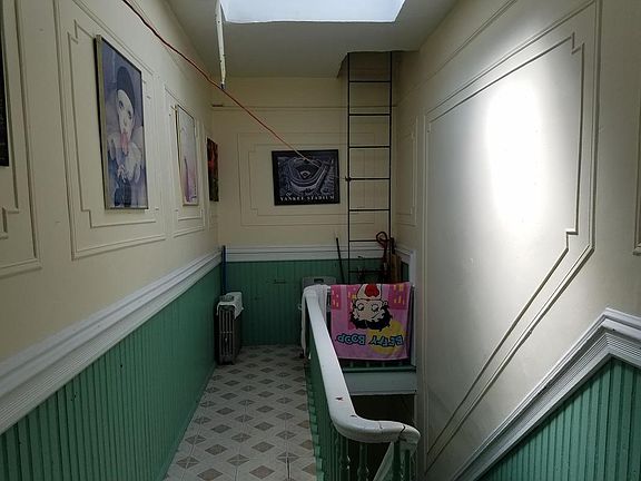 4th image of 745 Park Ave APT 3R