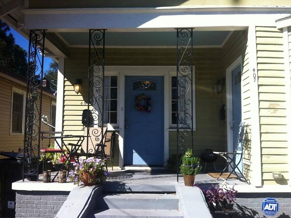 1st image of 409 S Hennessey St