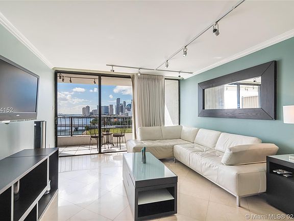 2nd image of 555 NE 15th St APT 11J