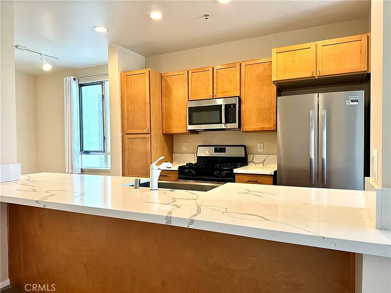 6400 Crescent #313 — Photo 7