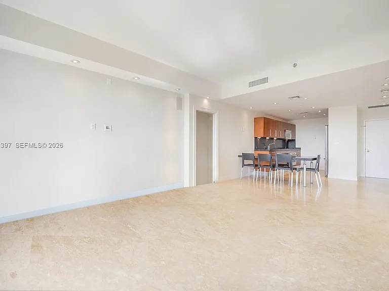 151 Crandon Blvd #439 — Photo 6