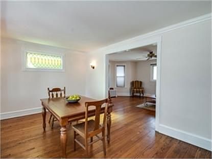 5th image of 727 S Lyman Ave