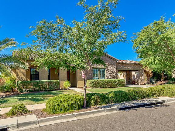 2nd image of 20513 W Canyon Dr