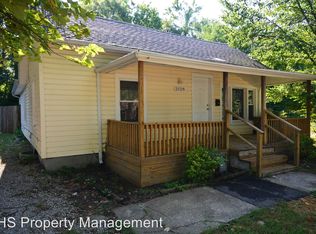 2128 N Howard Ave, Springfield, MO 65803