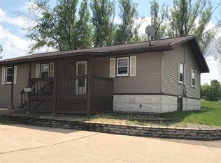 601 2nd St, Bovey, MN 55709