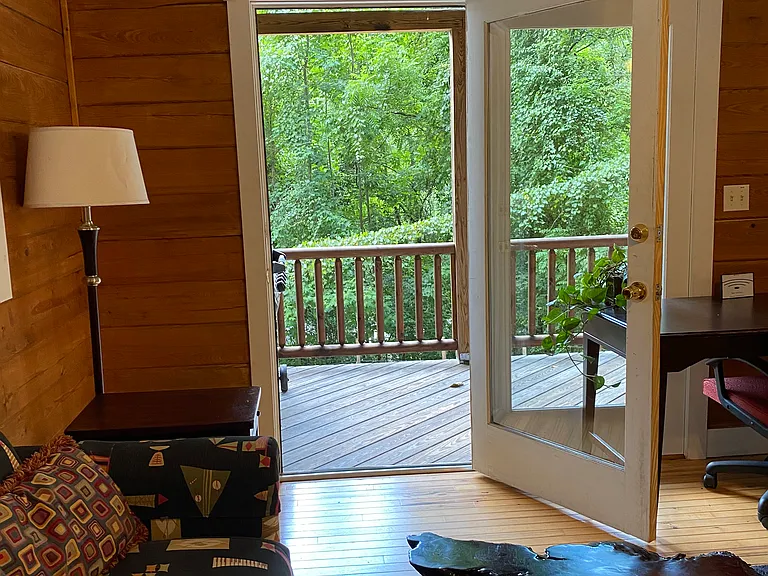 210 Wild Flower Hl #A — Photo 11