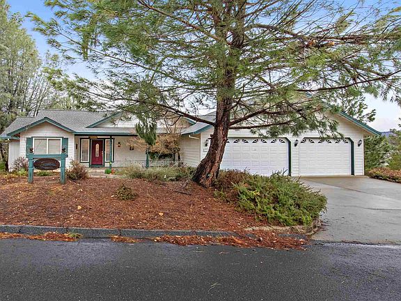 3rd image of 21140 Jimmersall Ln #111