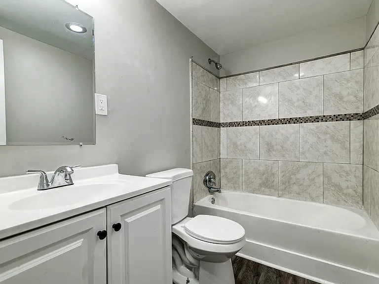 5134 Piedmont Ave — Photo 11