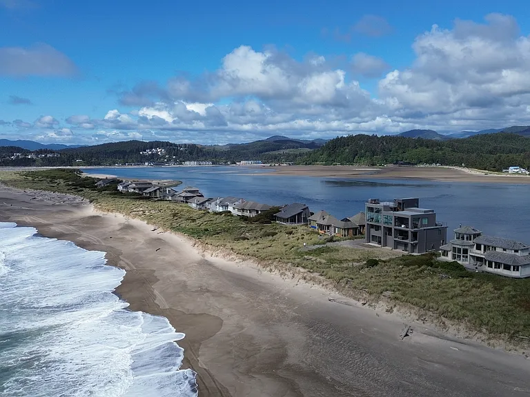 373 Salishan Dr — Photo 47