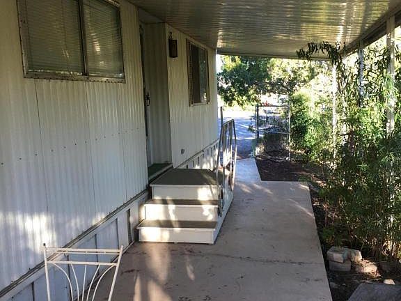 4th image of 1125 W La Osa Dr